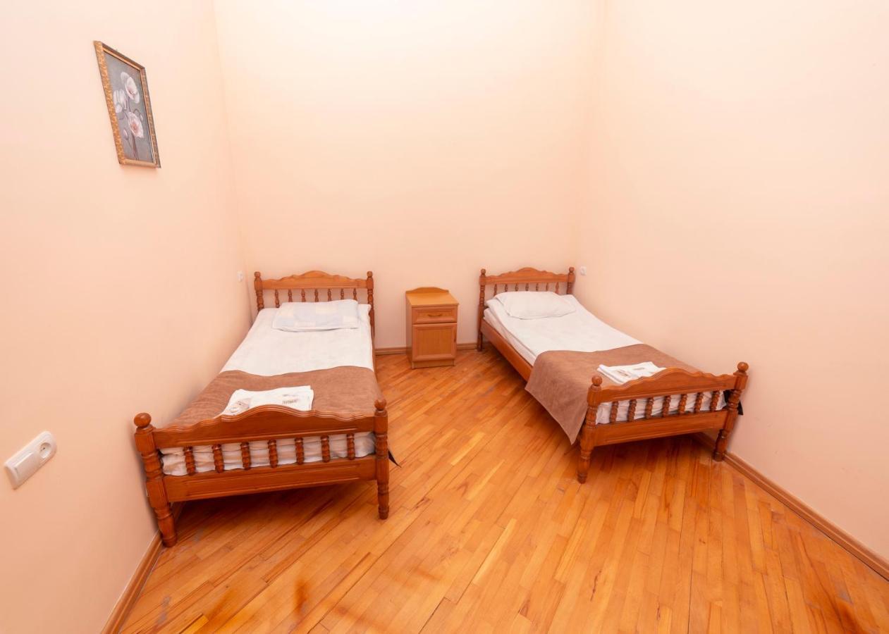 Popock Dilijan 2 Bed & Breakfast Exterior photo