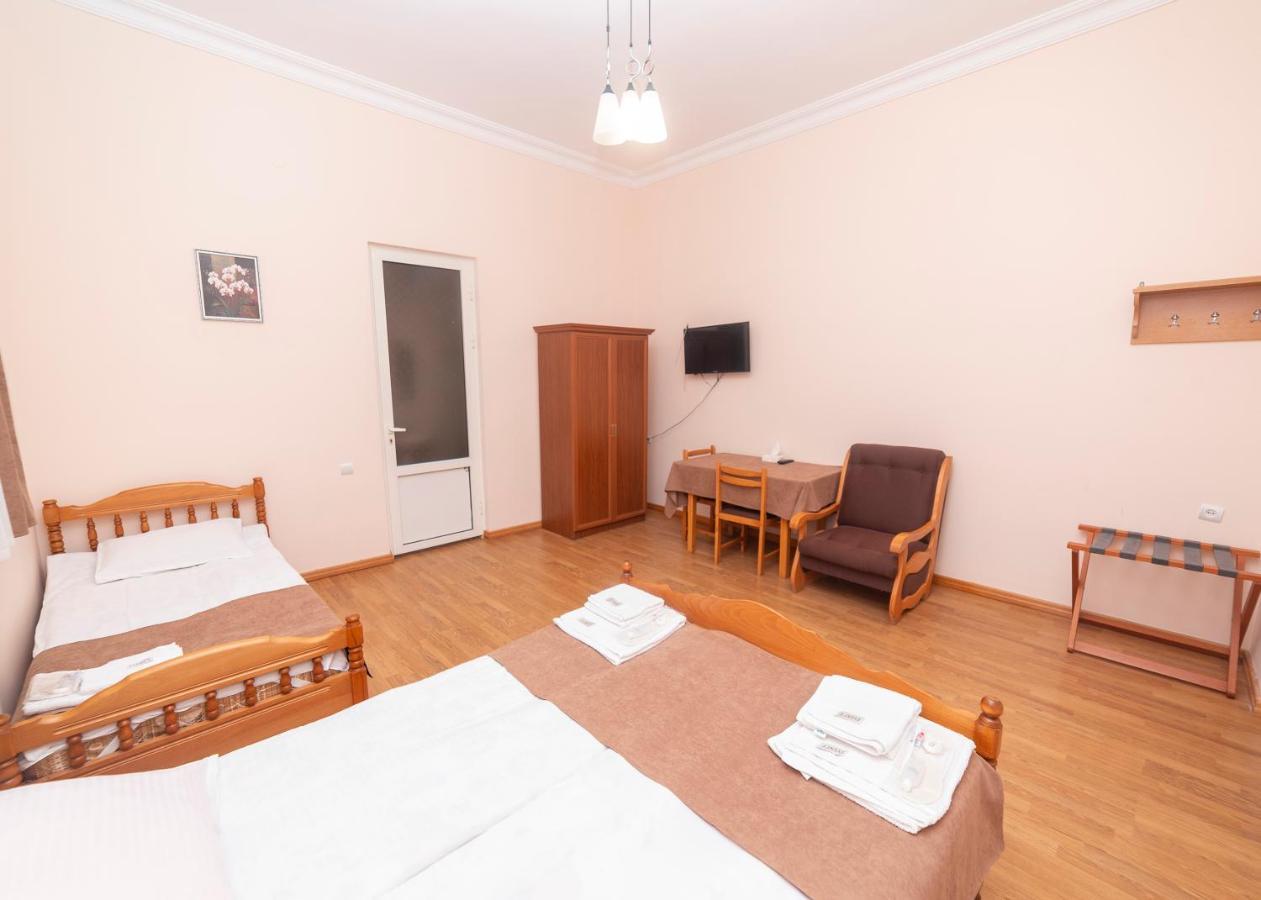 Popock Dilijan 2 Bed & Breakfast Exterior photo