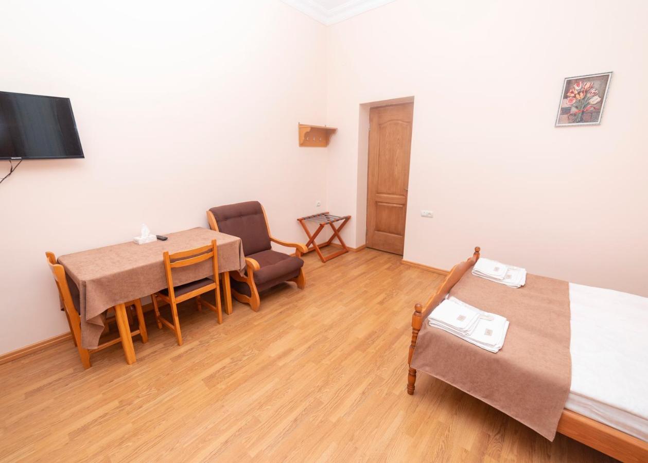 Popock Dilijan 2 Bed & Breakfast Exterior photo