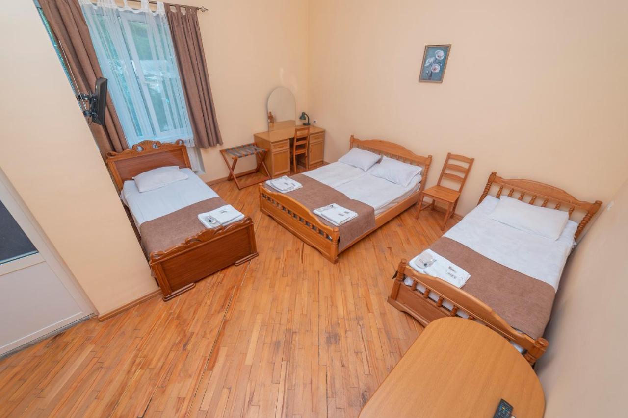 Popock Dilijan 2 Bed & Breakfast Exterior photo