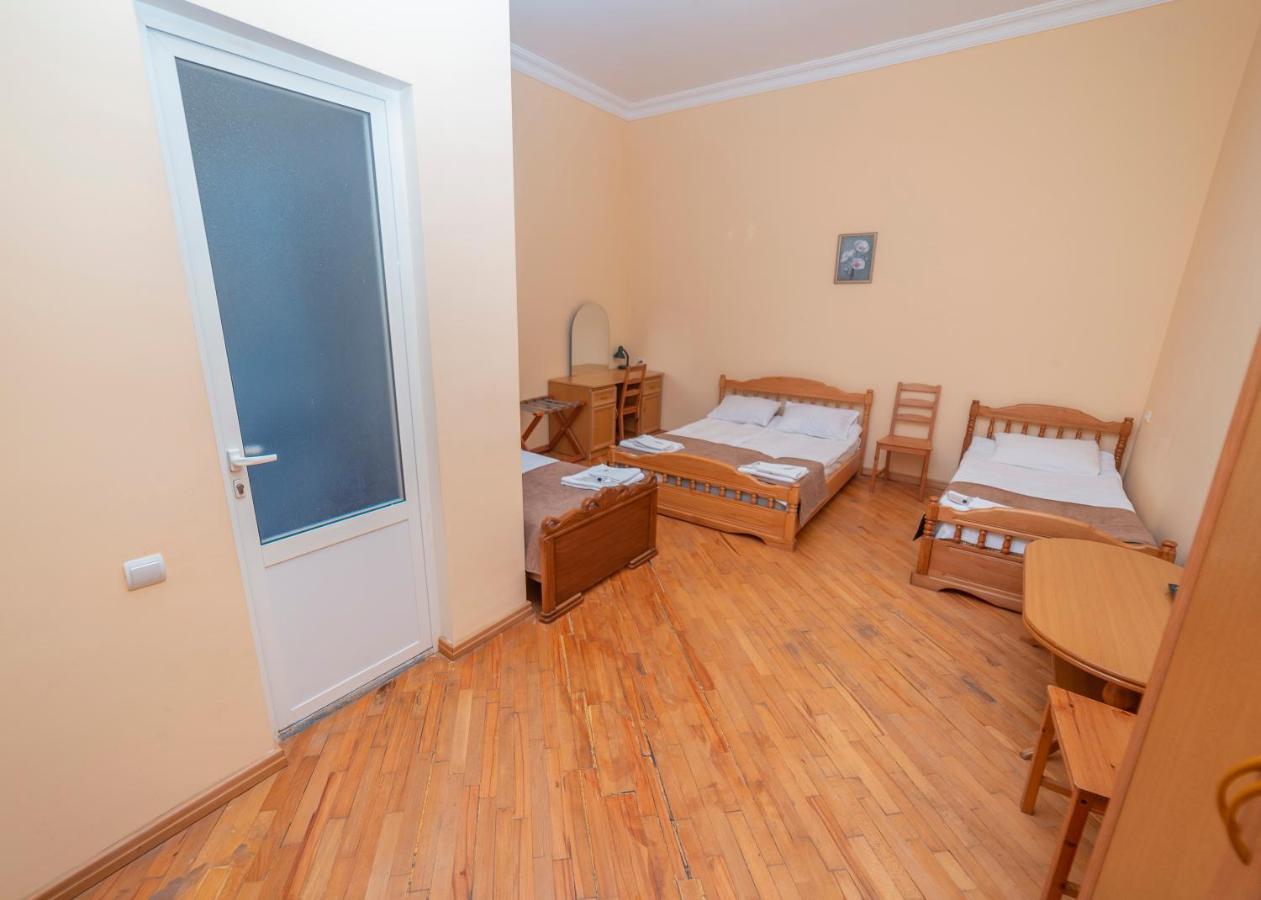 Popock Dilijan 2 Bed & Breakfast Exterior photo