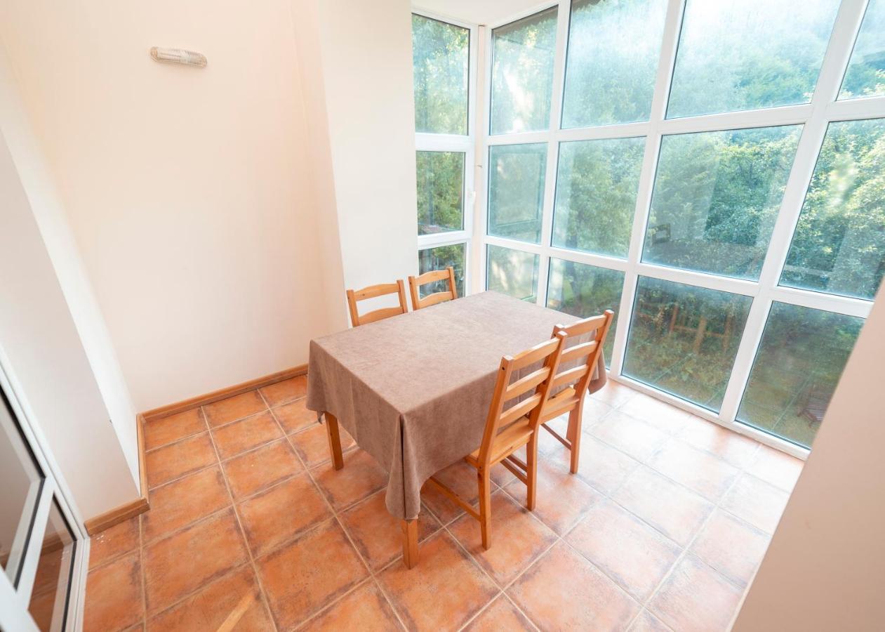 Popock Dilijan 2 Bed & Breakfast Exterior photo