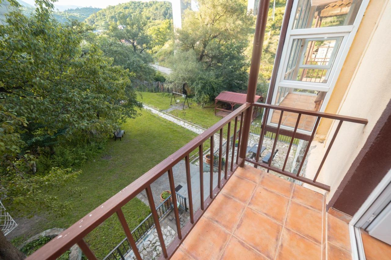 Popock Dilijan 2 Bed & Breakfast Exterior photo