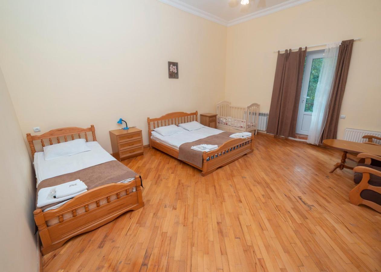 Popock Dilijan 2 Bed & Breakfast Exterior photo