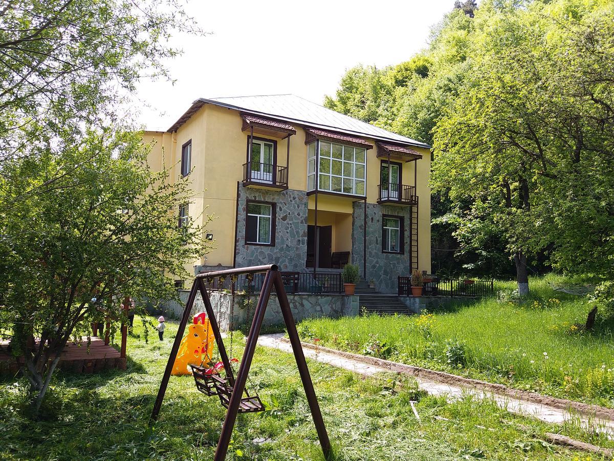 Popock Dilijan 2 Bed & Breakfast Exterior photo