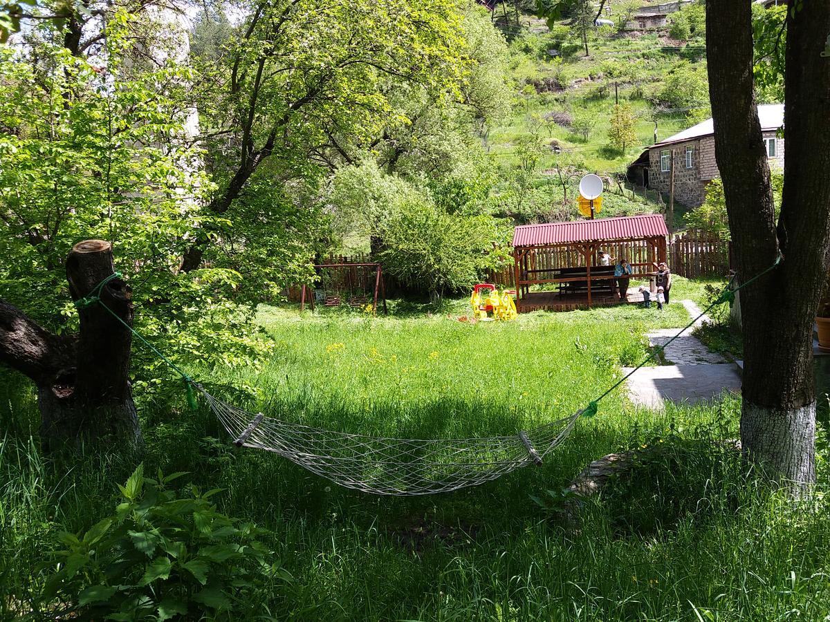 Popock Dilijan 2 Bed & Breakfast Exterior photo